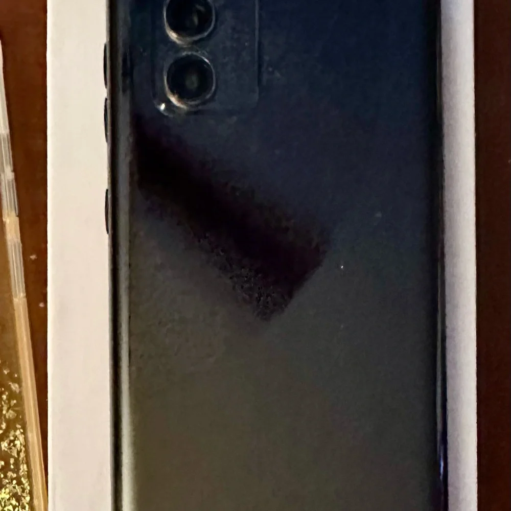 Lg WING Smartphone w/Box - Picture 8 of 9